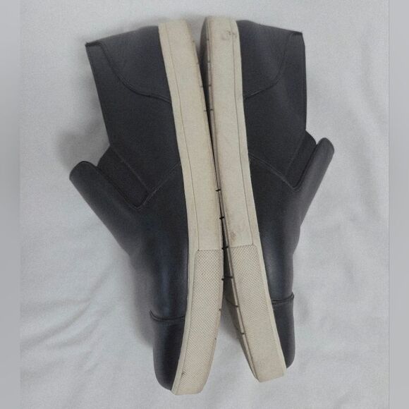 Vince Paeyre Black Leather Contrast Sole Pointed Toe Sneakers 7 - Picture 8 of 13